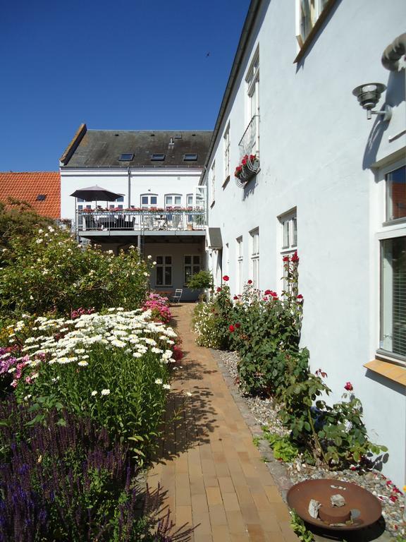 Foldenhus Ferieboliger Og B&B Bogense Oda fotoğraf